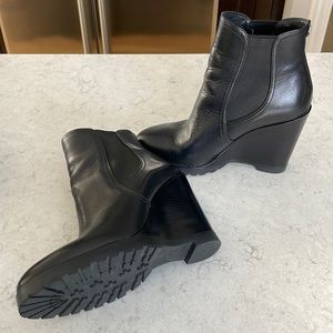 MICHAEL Michael Kors BLACK WEDGE BOOTIE